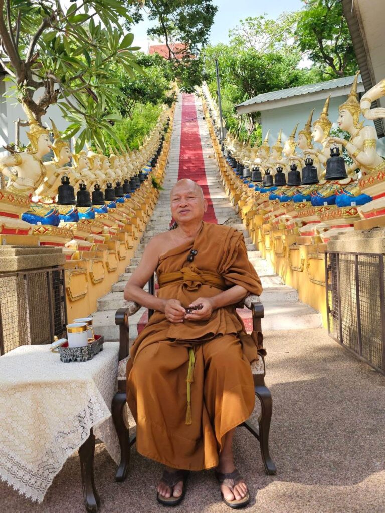 ปมร้อน “หมอบี-หลวงพ่ออลงกต” จุดประเด็นคำถามถึงความโปร่งใสของเงินบริจาค #วัดพระบาทน้ำพุ ที่ดูแลผู้ป่วย HIV มากว่า 33 ปี แต่กลับขาดระบบตรวจสอบตามมาตรฐาน ในยุคที่ทุกคนให้ความสำคัญกับ ESG 